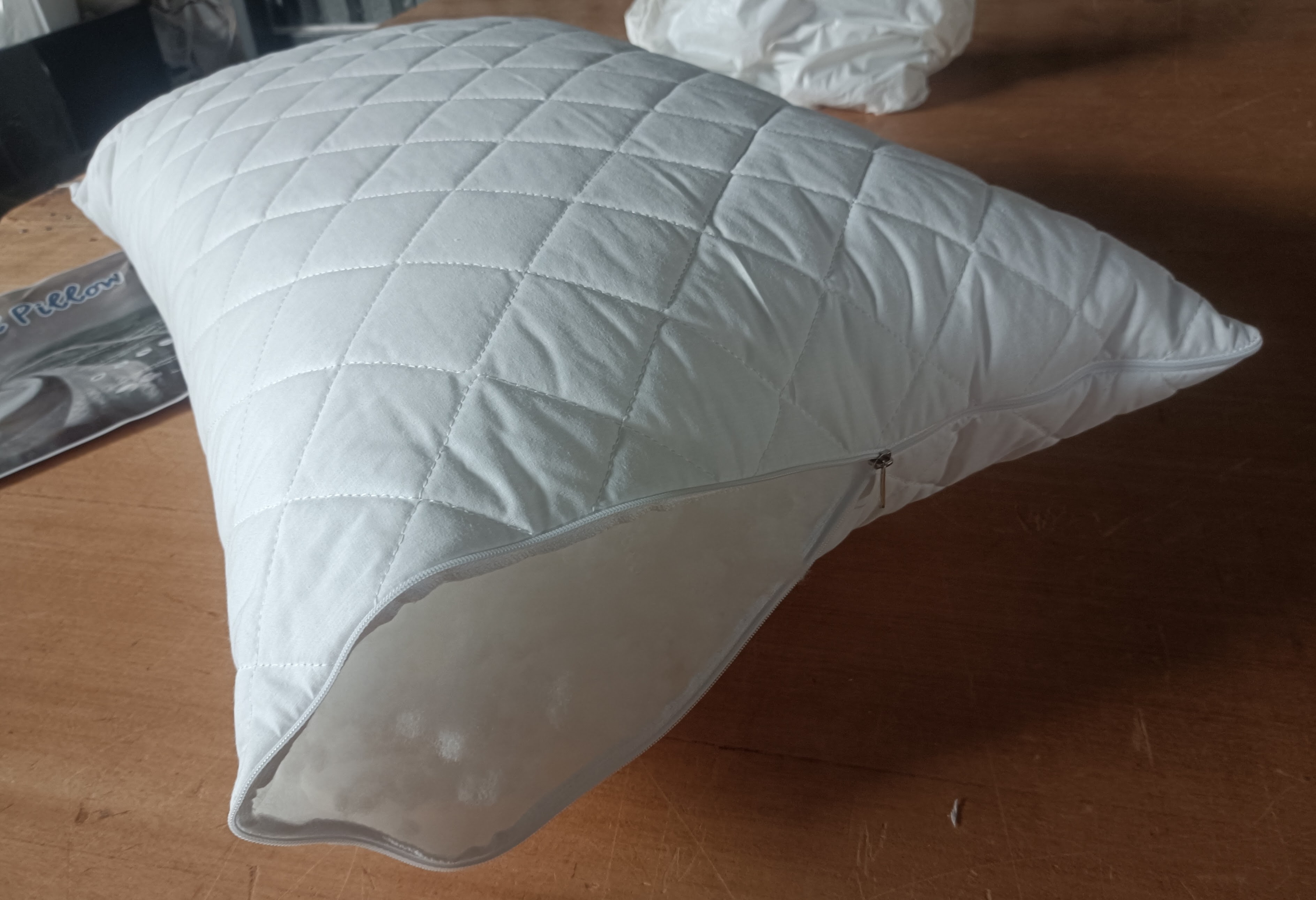 Fiber Ball Pillow – λεπτομέρεια